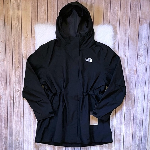 The North Face Women’s Plus City Breeze Black Jacket - Picture 2 of 8